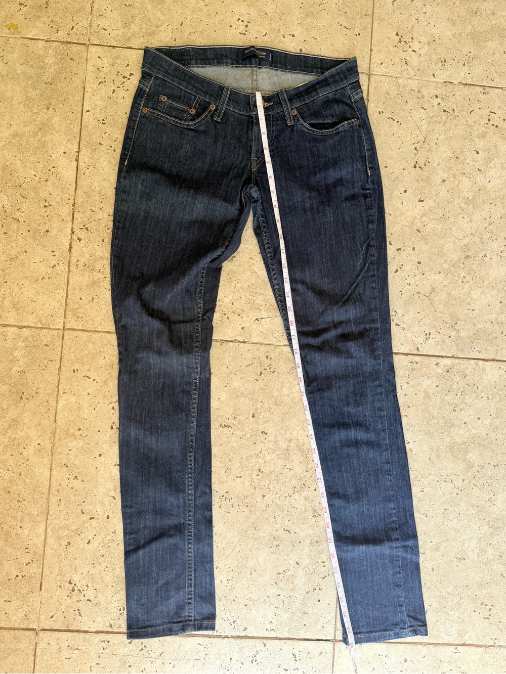 Y2K Levi's Dark Blue Denim Jeans - Picture 2 of 4